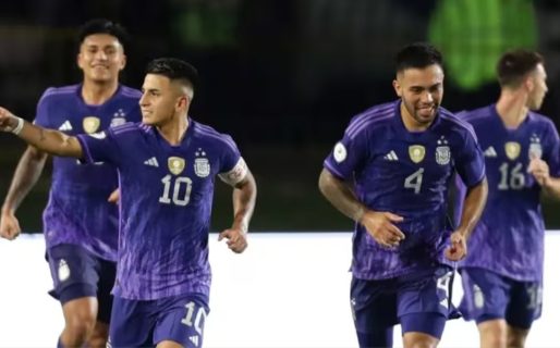 La Selección argentina Sub 23 le ganó 2-0 a Perú y mantiene vivo su sueño en el Preolímpico