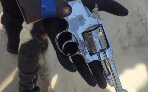 Un menor circulaba por la vía pública con un arma de fuego y quedó detenido