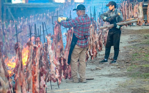 Comenzaron los preparativos para la Fiesta Nacional del Asado en Cholila
