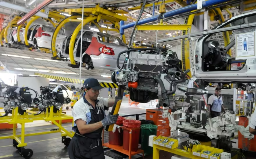 La falta de plan industrial y las ausencias en eventos encienden las alertas entre los empresarios