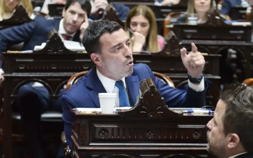 De Loredo anunció el apoyo del radicalismo al DNU: «el gobierno va a tener las herramientas que pide»