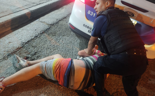 Caminaba por la vía pública y terminó detenido por tener pedido de captura vigente