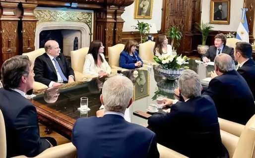 Negociaciones contrarreloj en una semana bisagra para el Gobierno, entre la ley ómnibus y el desafío callejero de la CGT y el peronismo