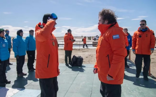 Milei visitó la Base Esperanza para iniciar un proyecto de impacto ambiental