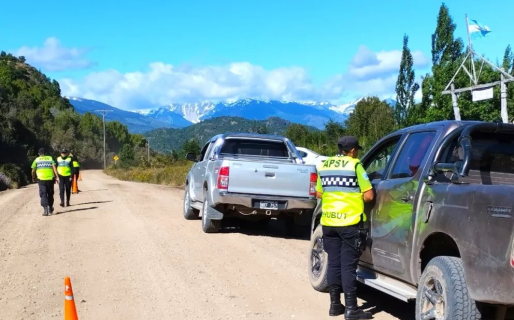 Realizan importantes operativos para las Fiestas Populares de Alto Río Senguer y Carrenleufú