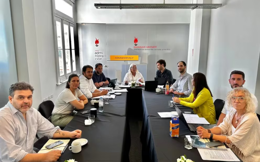 Carrió criticó al DNU de Milei y a la Ley Ómnibus: “Contiene una delegación de poderes inmensos y excepcionales que resultan inadmisibles”