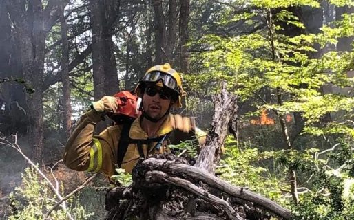 El incendio en Los Alerces «está próximo a controlarse»