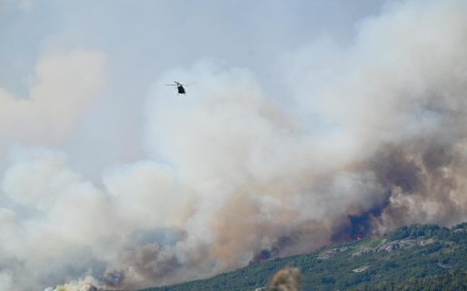Llovió en el Parque Nacional Los Alerces y mejoró las condiciones para el combate del incendio