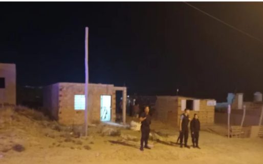 Atacaron a una mujer con un martillo e intentaron usurpar una casa