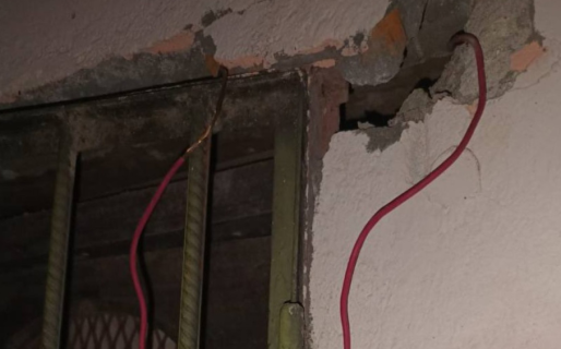 Una pareja de jubilados electrificó la puerta de su casa y un ladrón murió cuando intentó entrar