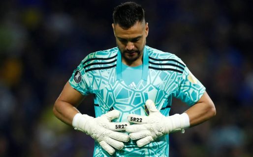 Chiquito Romero no completó el entrenamiento y puso en duda su presencia ante Defensa y Justicia