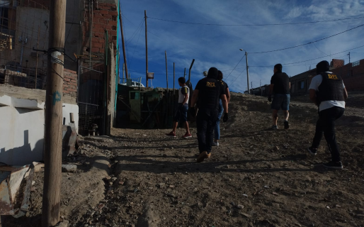 Cayeron por vender el botín sustraído de un robo en las redes