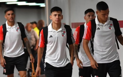 Así reaccionaron los hinchas de River a la vuelta del Diablito Echeverri al Monumental