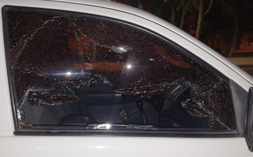 Dos jóvenes fueron detenidos tras vandalismo en Av. Rivadavia