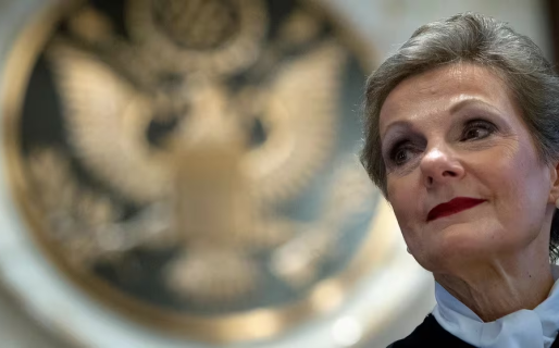 Juicio por la expropiación de YPF: Burford intenta embargar acciones de la petrolera, empresas públicas y hasta el swap con China