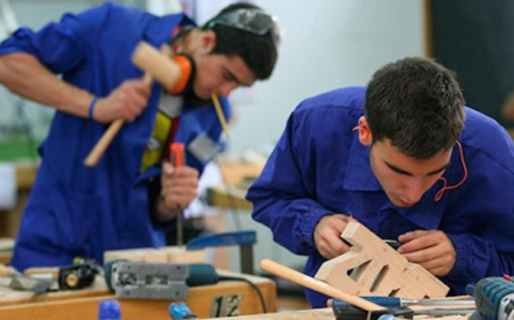 Potenciar Trabajo vs Volver al Trabajo: principales diferencias y nuevas normativas del programa del Gobierno