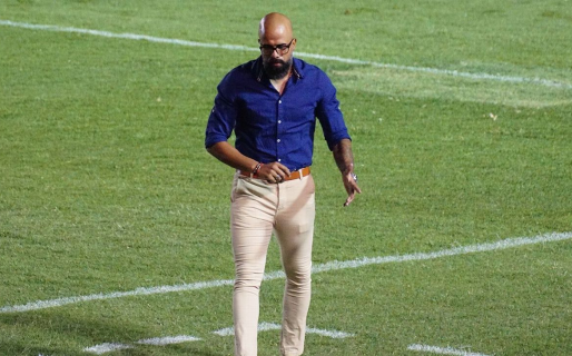 Newbery presentó a su nuevo entrenador