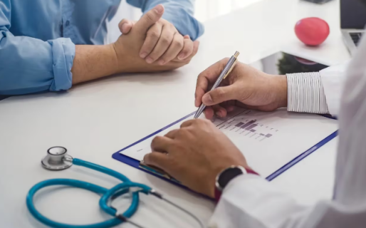 «Mucha gente se dio de baja de las obras sociales o piden pasarse a un plan básico»