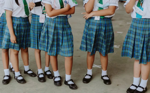 Los uniformes escolares subieron 200% y ya sale $100.000 vestirse para arrancar las clases