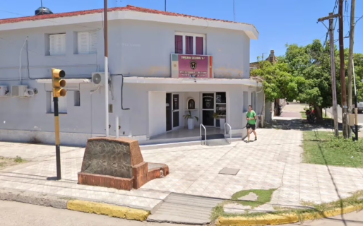 Una mujer no quiso quedarse internada, firmó el alta voluntaria y murió cuando se subió al remis para irse