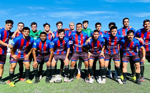 Comodoro FC debutó en la Liga Oficial de Fútbol