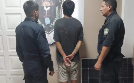 Discutió con su expareja y fue a verla con un bidón de nafta para intentar prenderla fuego: quedó detenido