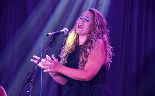 Inaugura la muestra Renacer en Rada Tilly