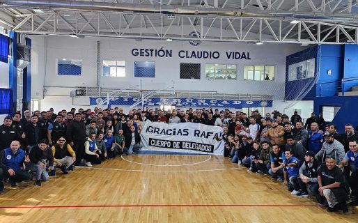 “YPF ha saqueado los recursos y ha dejado un desastre ambiental tremendo”