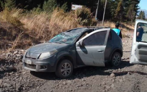 Regresaban de Chile y sufrieron un vuelco