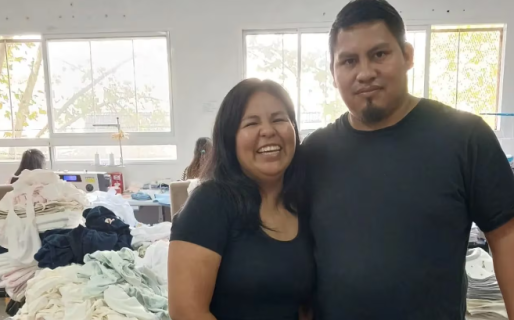 No tenían para comer y vendieron el microondas para crear una marca de ropa: “Con esa plata compramos la tela”