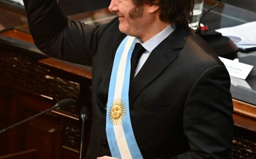 Milei convocó a un acuerdo de diez políticas de Estado, condicionando a la aprobación de la Ley Ómnibus