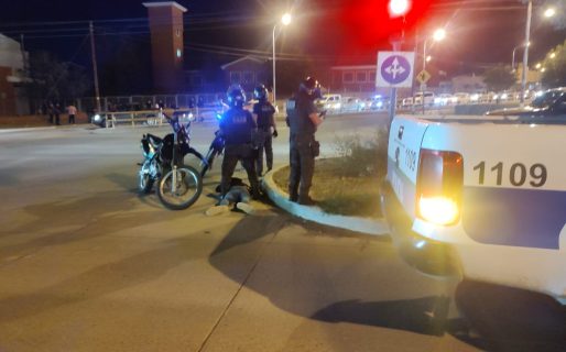 Dos jóvenes terminaron detenidos tras robarle a un menor con un arma blanca