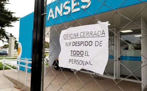 Despidieron a más de 1400 trabajadores de las oficinas de ANSES
