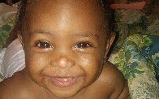 Dos chicos metieron a su hermana en el horno y la cocinaron