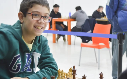 El día que Faustino Oro, el niño sensación del ajedrez mundial, hizo historia en Comodoro