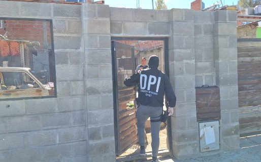 En un allanamiento, detuvieron a tres personas involucradas en los robos en Rada Tilly