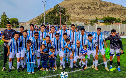 Saavedra aplastó a Sarmiento y es el único puntero del torneo