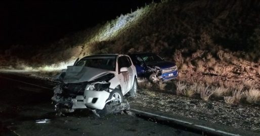 Dos menores y una mujer hospitalizados tras un choque frontal