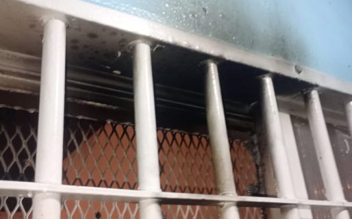 Fueron detenidos por robo agravado y prendieron fuego en la Comisaría