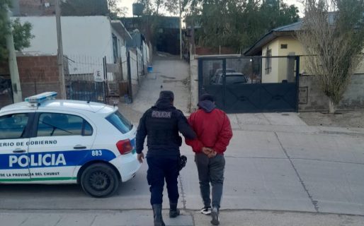 Tenía pedido de captura vigente y caminaba por el barrio Quirno Costa