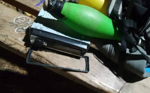 Robaban en una plaza y vendían los objetos en el mismo lugar