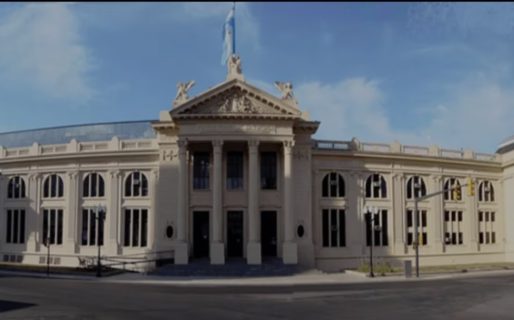 La Universidad Nacional de Rosario suspendió al docente que fue denunciado por el periodista Aleart por abuso sexual