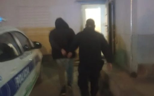 Intentó llevarse dos fernet sin pagar de un supermercado y fue detenido