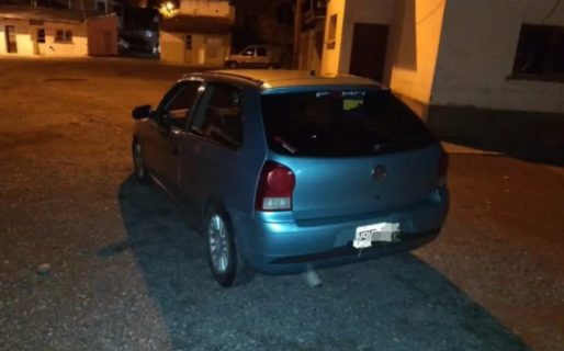 Intentaron evadir a la policía pero fueron arrestados después de una persecución