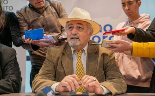 Othar negó la salida de Luis Romero y confirmó un solo cambio en su gabinete