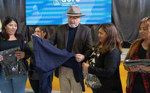 Entregaron ropa de trabajo a personal de las cuadrillas que realizan tareas de mantenimiento