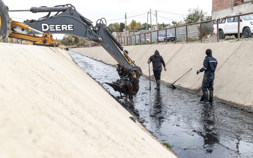 Intensificaron la limpieza de pluviales ante el pronóstico de fuertes lluvias