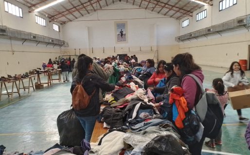 La CAI Solidaria entregó las donaciones de invierno a la localidad de Gualjaina