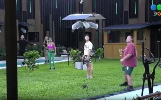 Una mujer fue a la casa de Gran Hermano a gritarles a los jugadores y denunció que la agredieron los vecinos