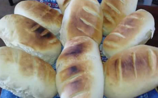 Madre soltera vende pan casero para sustentar a sus 4 hijos: Busca trabajo urgente